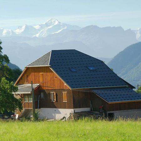 Les Paddocks Du Mont Blanc Hotel Mieussy Kültér fotó